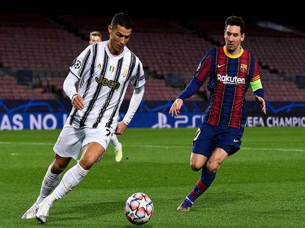 Bóng đá QT 19/7: Barca dùng Ronaldo để cảnh báo về Covid-19 Bóng đá QT 19/7: Barca dùng Ronaldo để cảnh báo về Covid-19