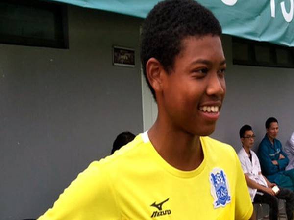 Bóng đá Quốc Tế 17/7:  “Mbappe Trung Quốc” gây sốt dư luận Bóng đá Quốc Tế 17/7:  “Mbappe Trung Quốc” gây sốt dư luận