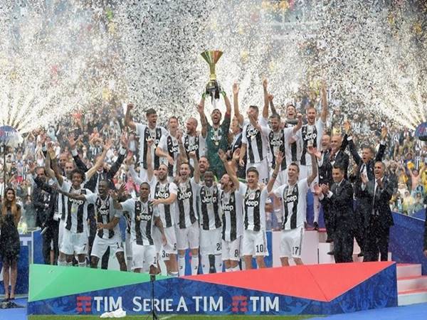 Scudetto là gì? Nguồn gốc, ý nghĩa của Scudetto là gì? Scudetto là gì? Nguồn gốc, ý nghĩa của Scudetto là gì?